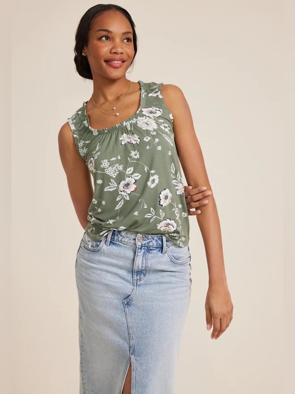 Maurices 0X sleeveless ruffle green floral tank